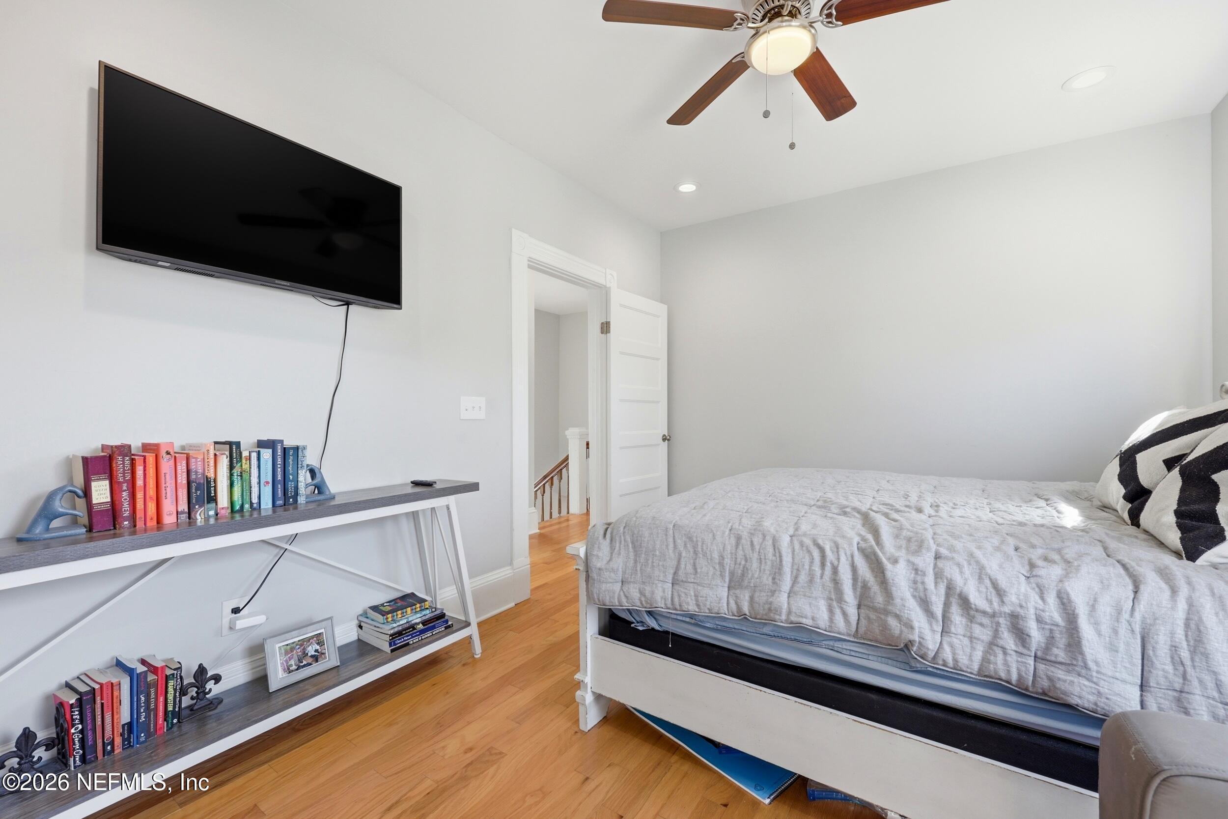 1614 N MARKET Street