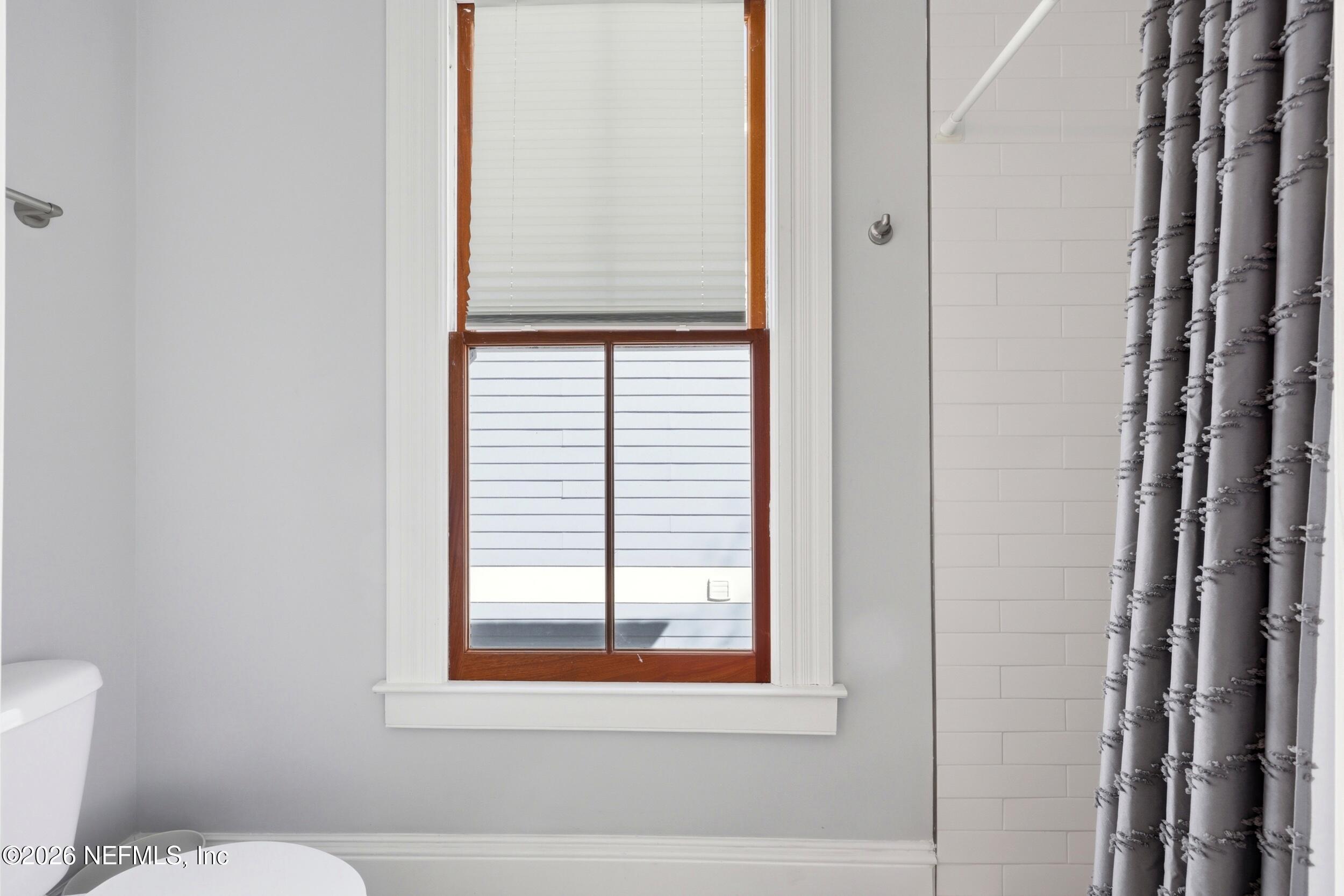 1614 N MARKET Street