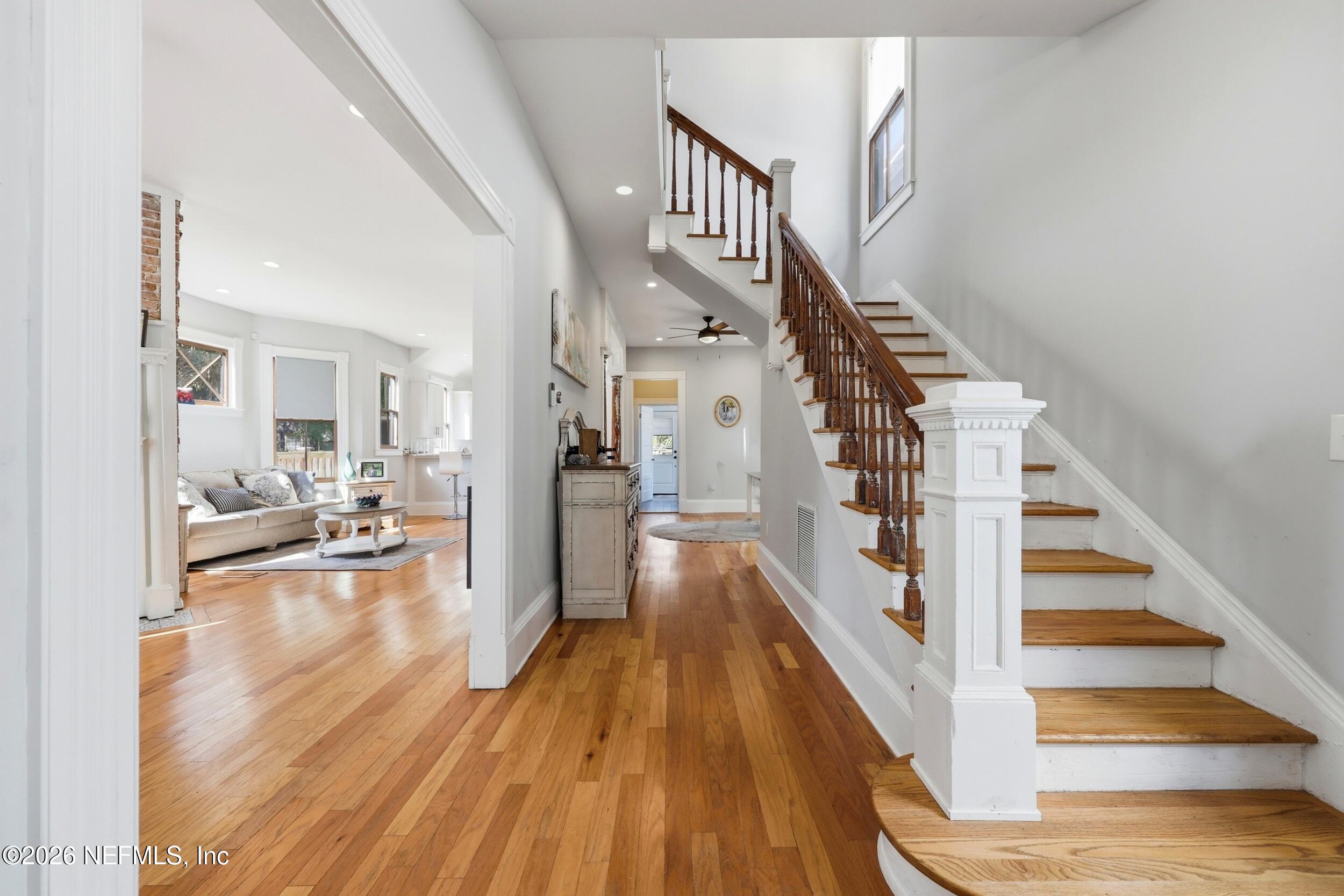 1614 N MARKET Street