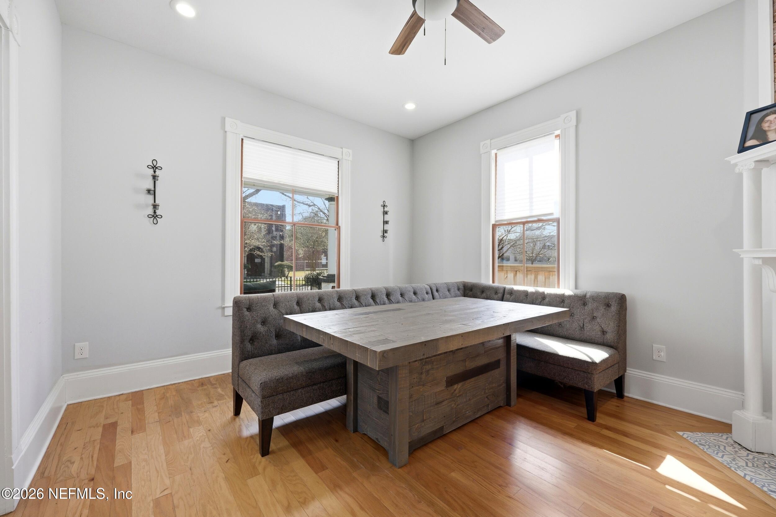 1614 N MARKET Street