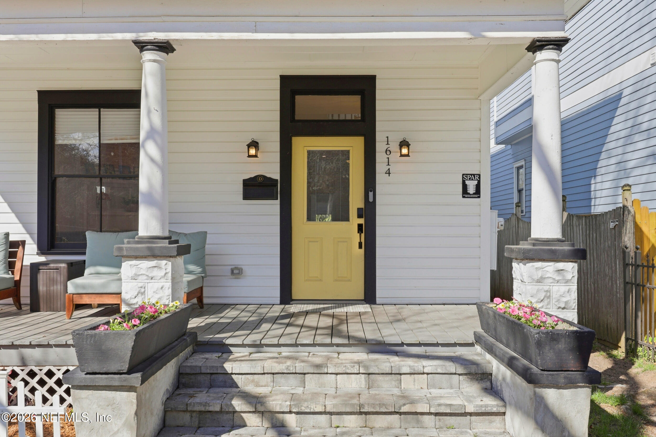 1614 N MARKET Street