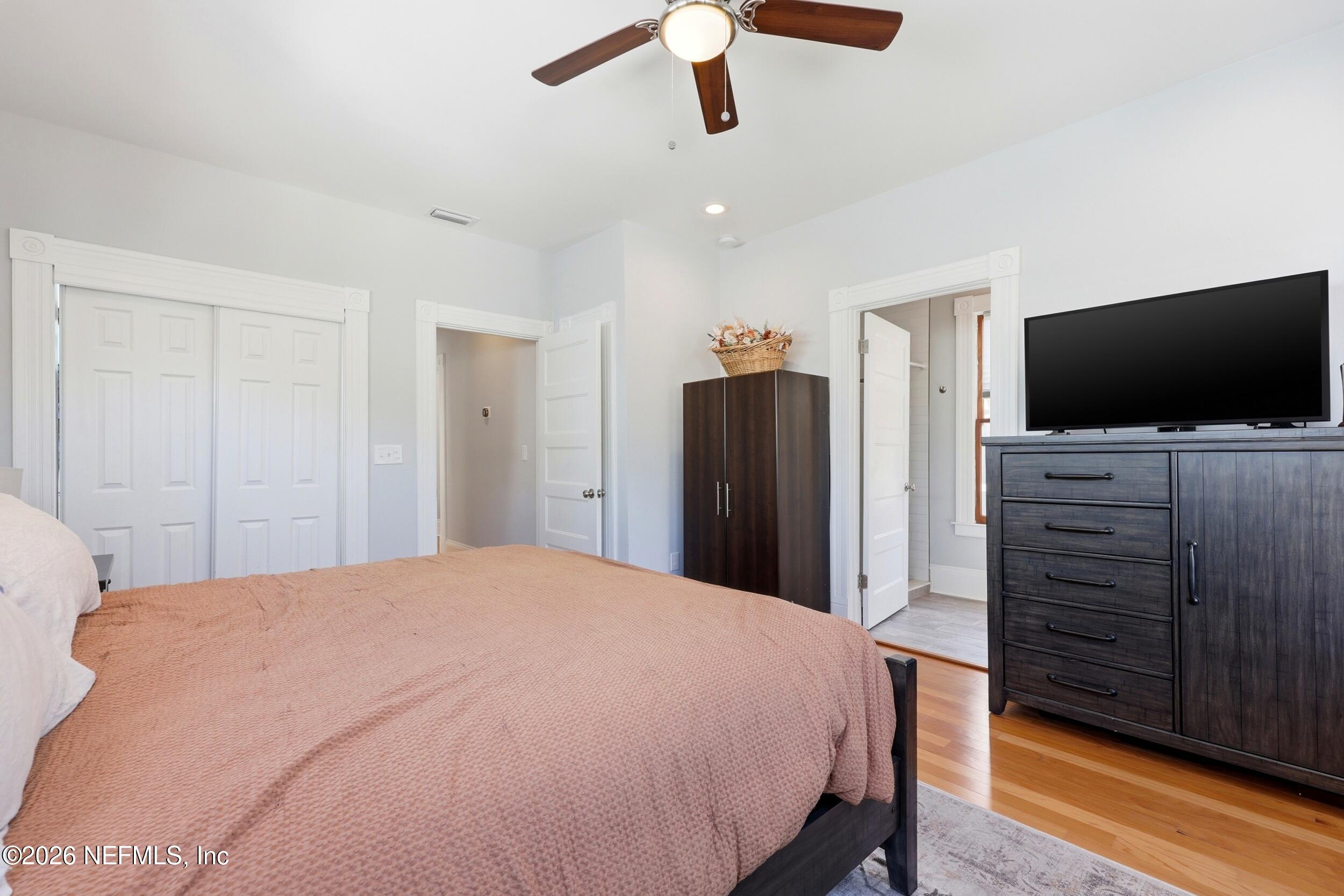 1614 N MARKET Street