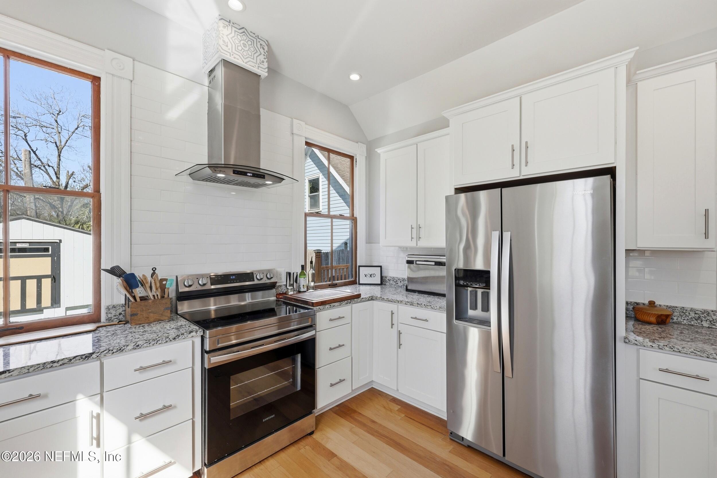 1614 N MARKET Street