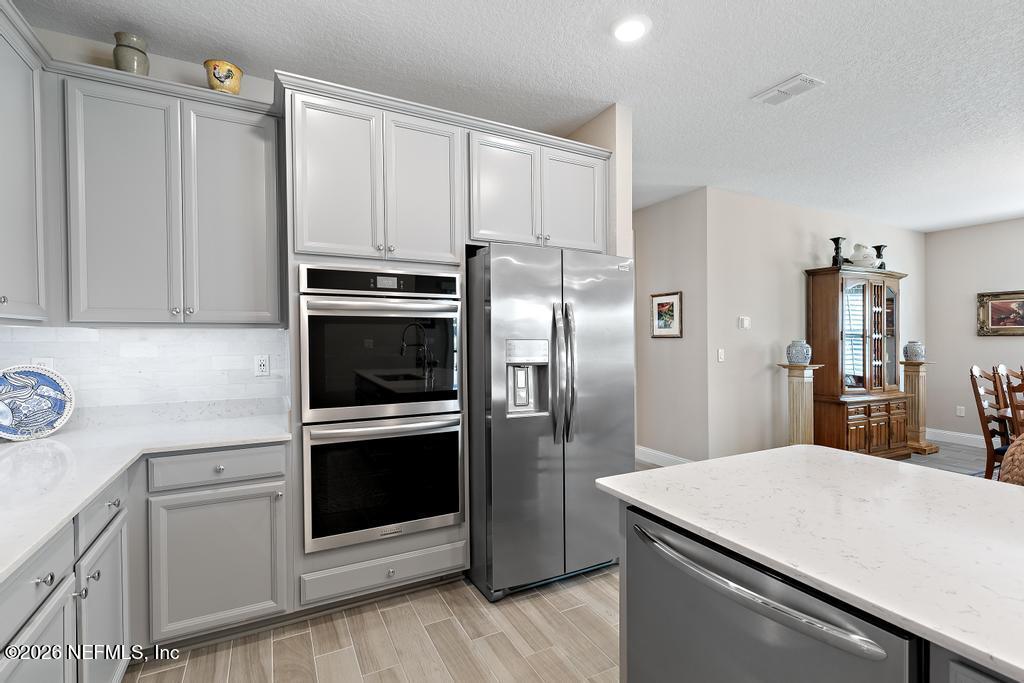 25 QUOTA Circle, St. Johns