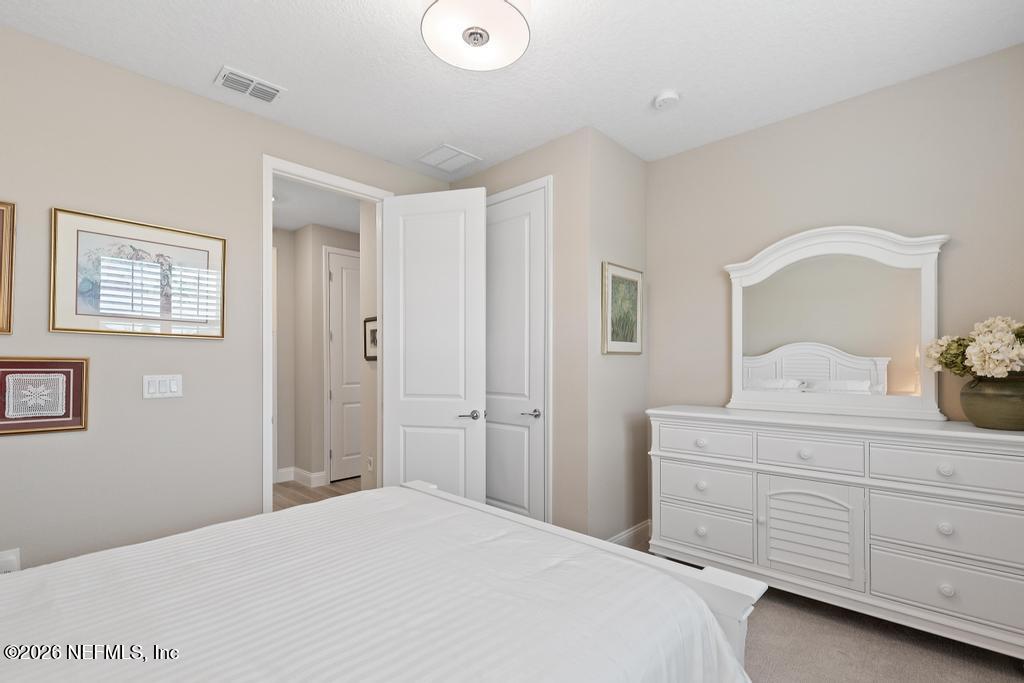 25 QUOTA Circle, St. Johns