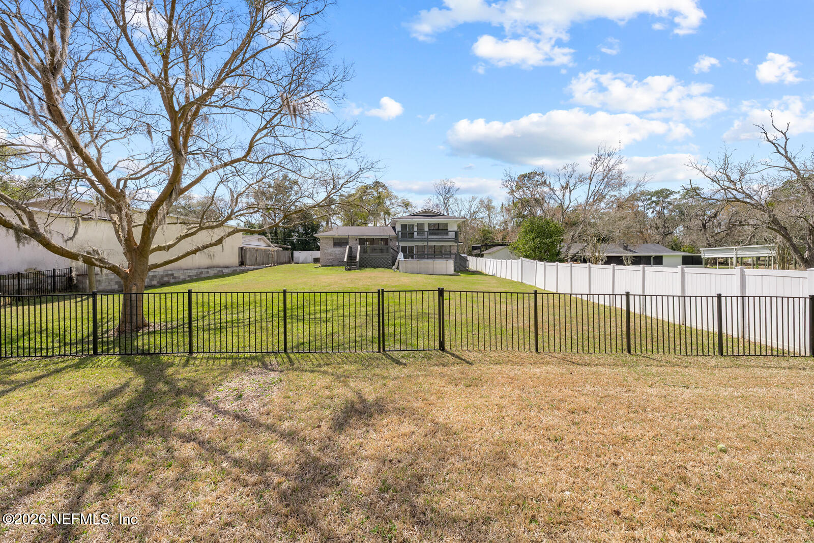 5695 HYDE PARK Circle