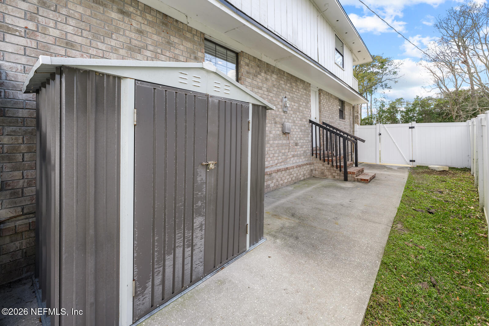 5695 HYDE PARK Circle