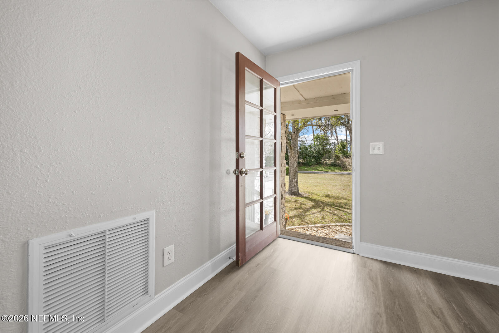 5695 HYDE PARK Circle