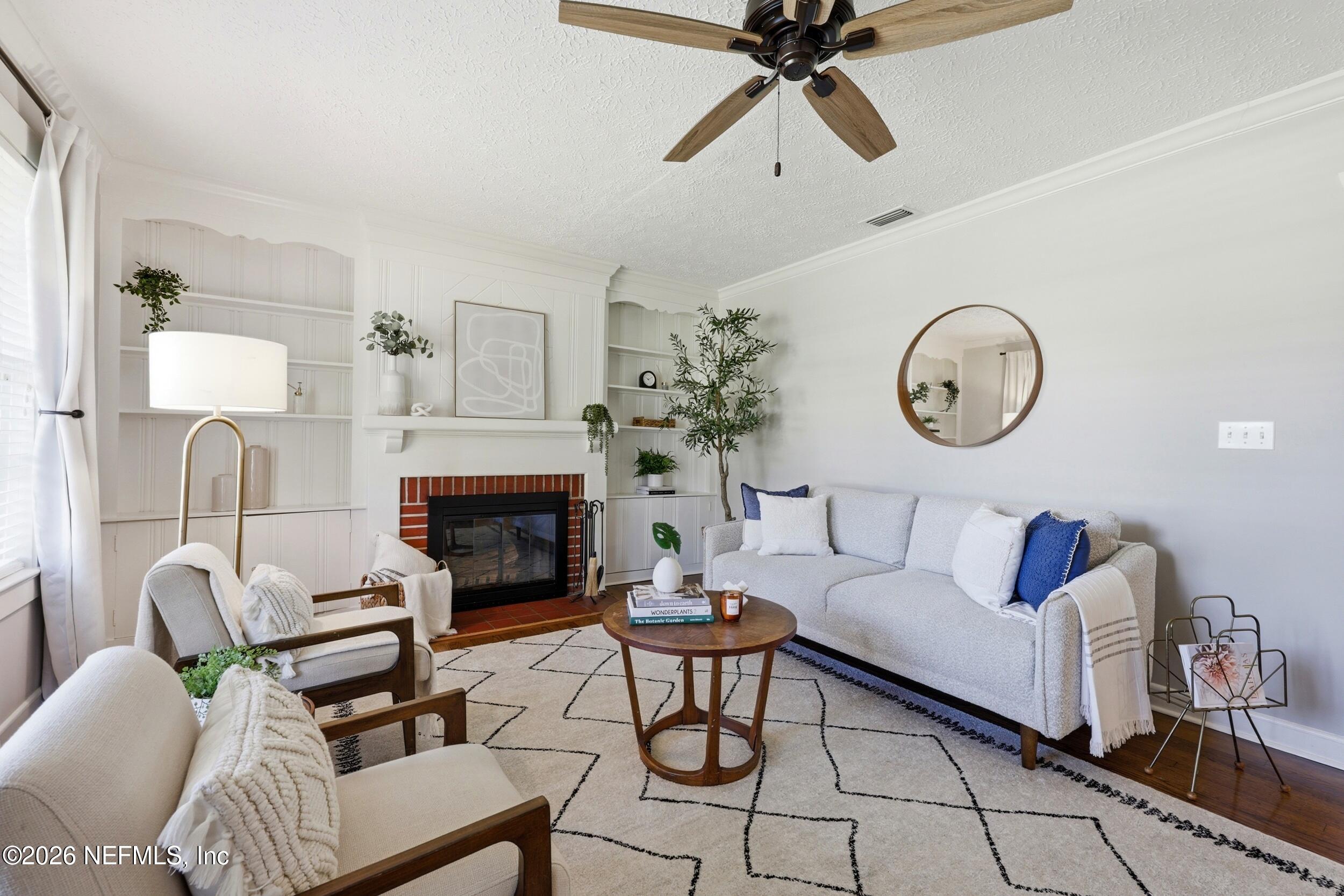 5001 ARAPAHOE Avenue