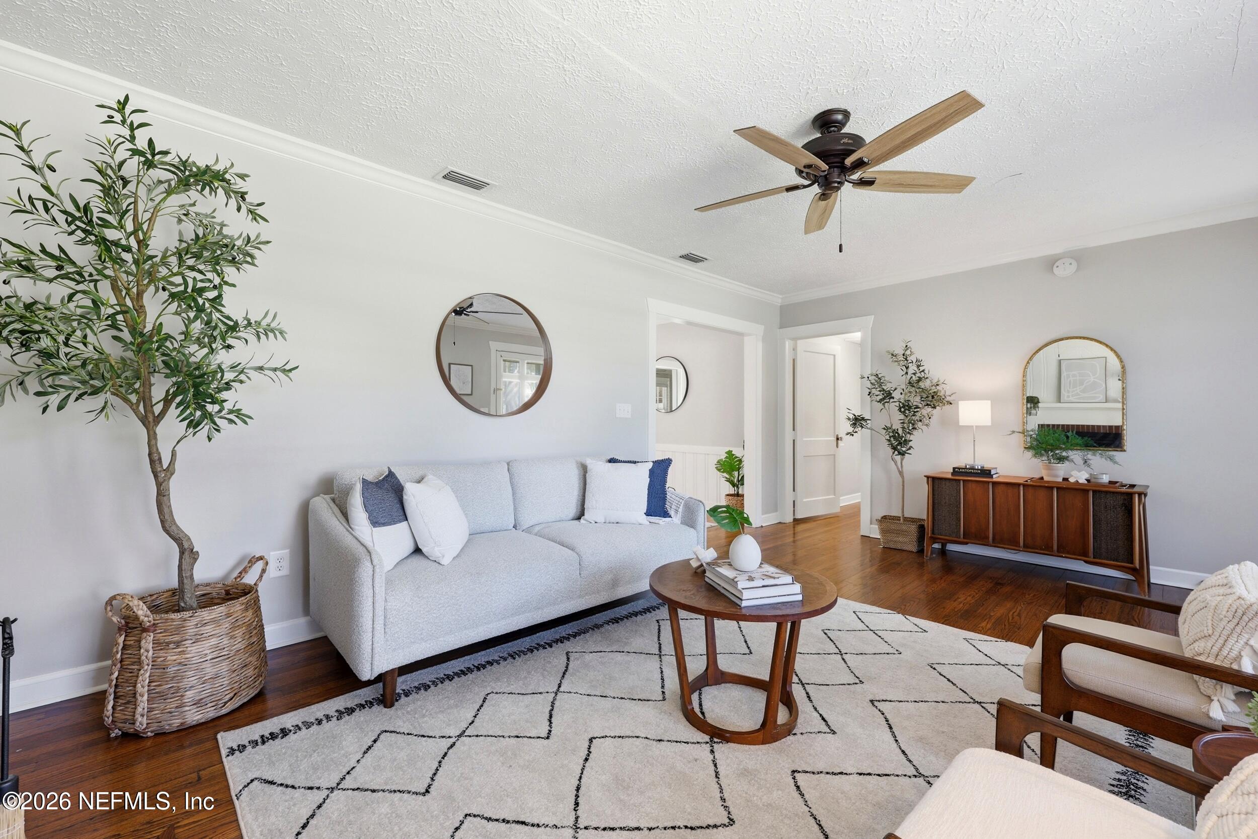 5001 ARAPAHOE Avenue