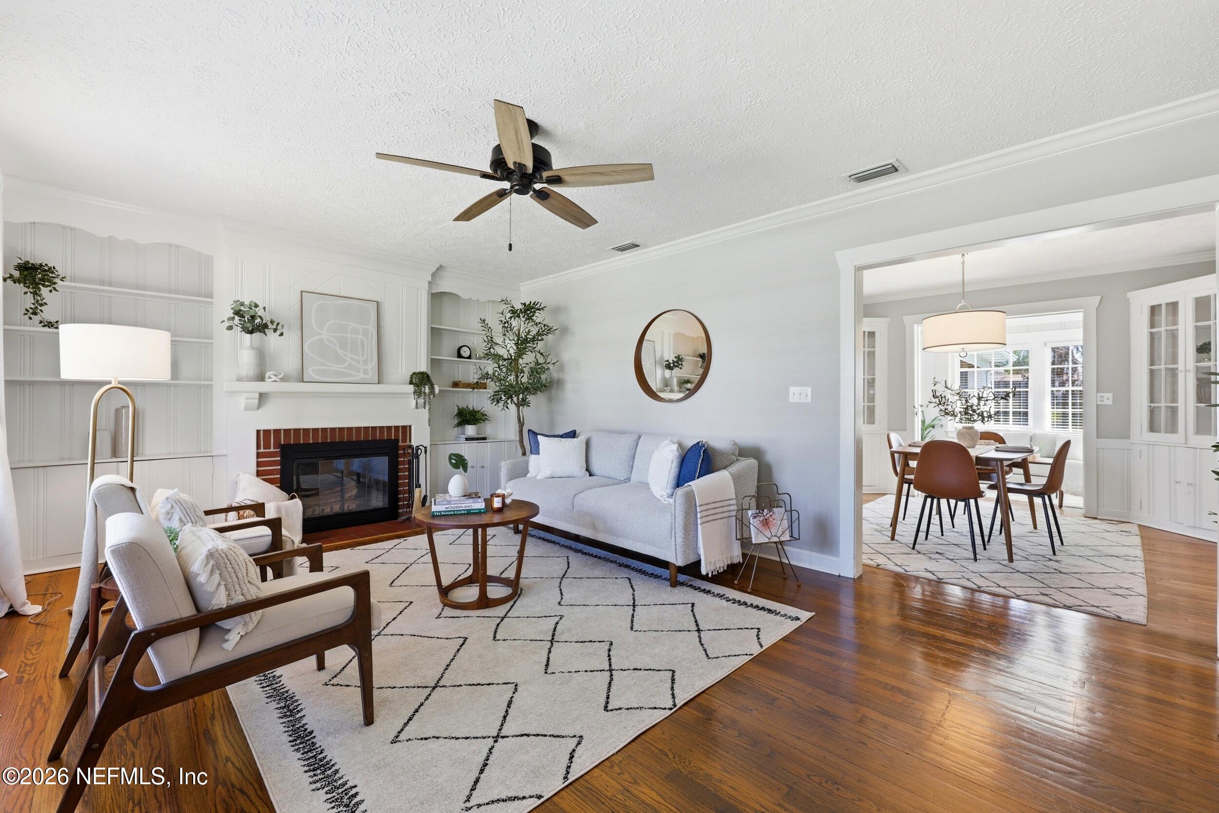 5001 ARAPAHOE Avenue