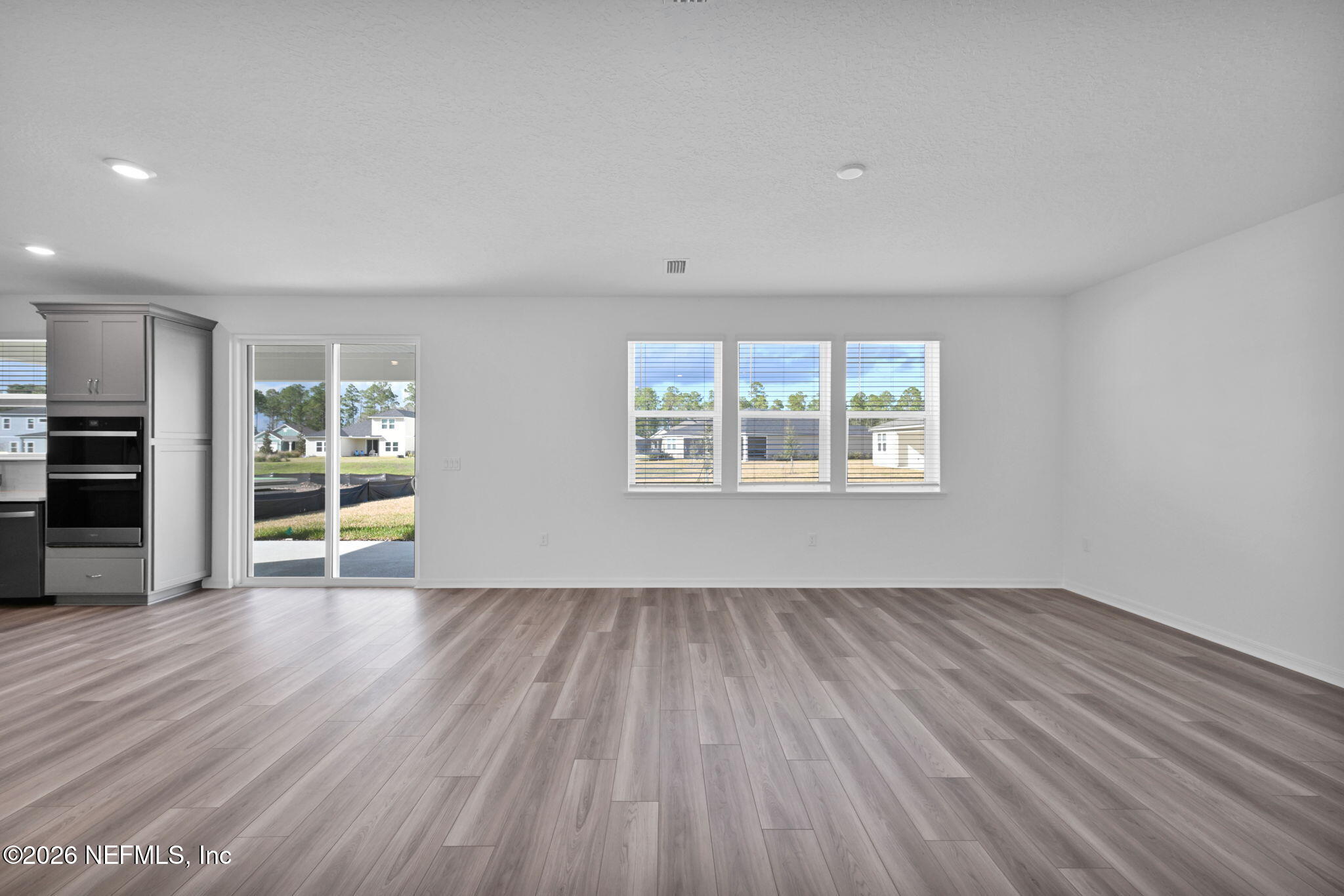 3313 WILLOWLEAF Lane