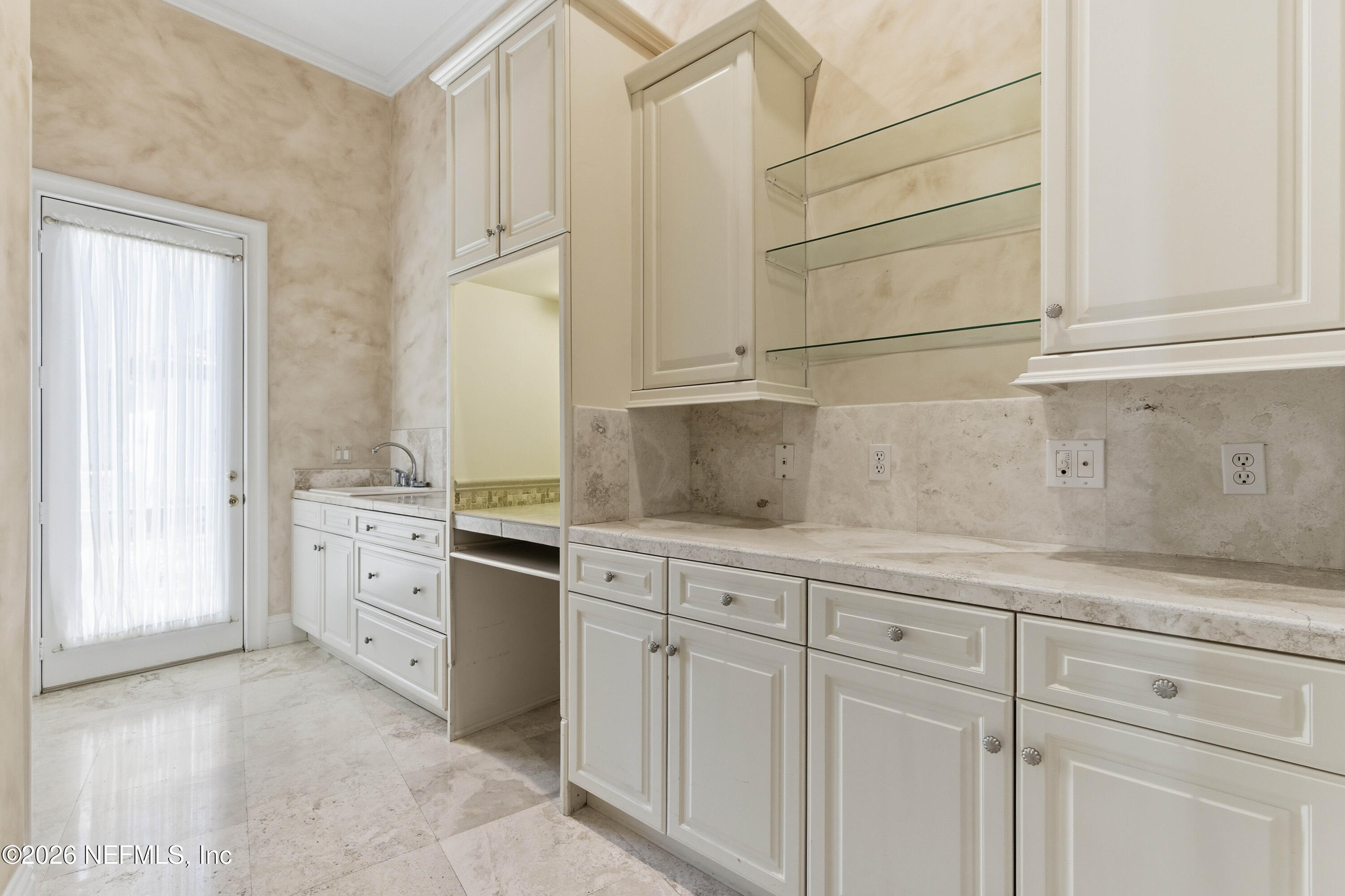 1049 SHIPWATCH Drive E