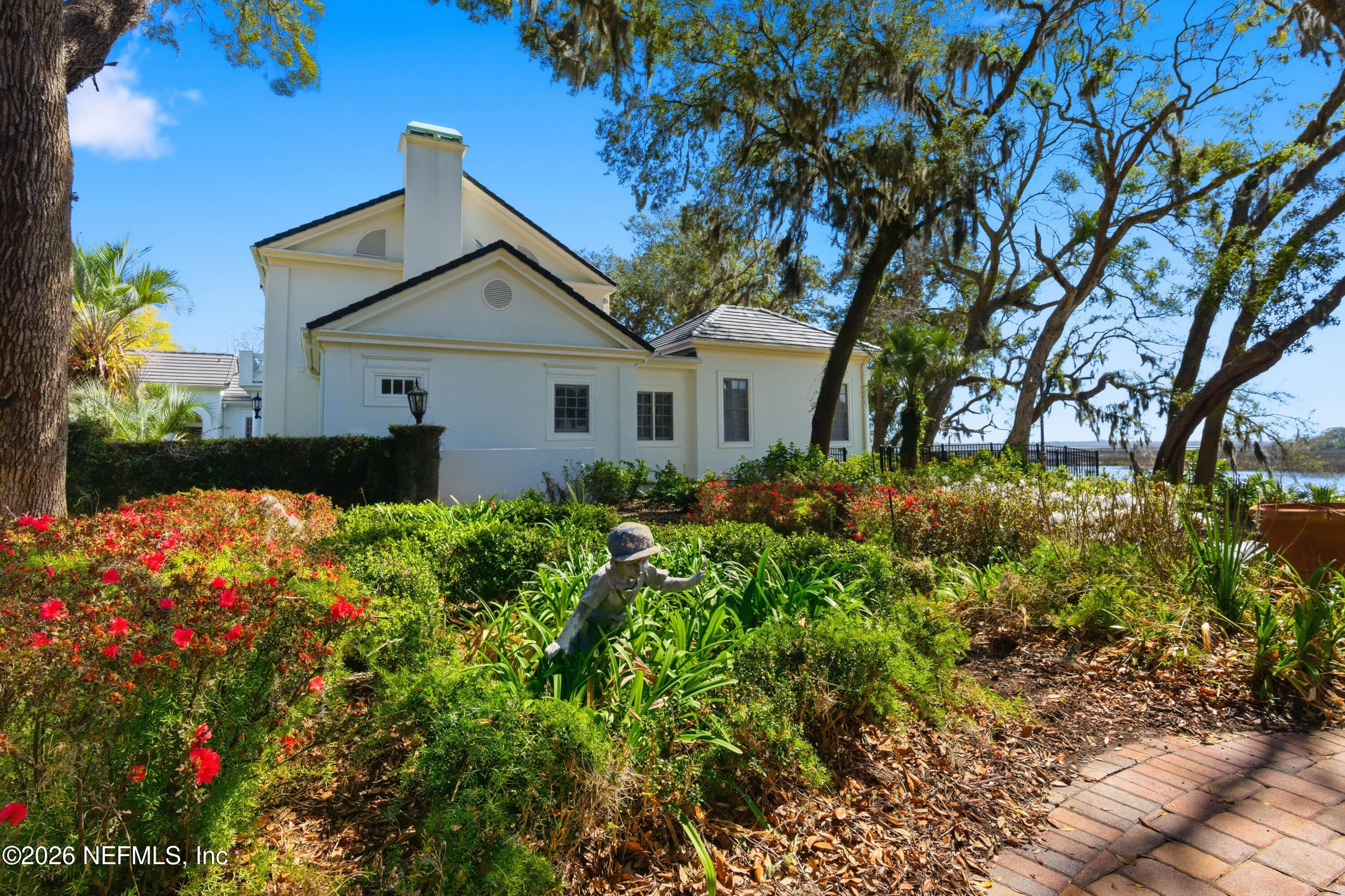 1049 SHIPWATCH Drive E