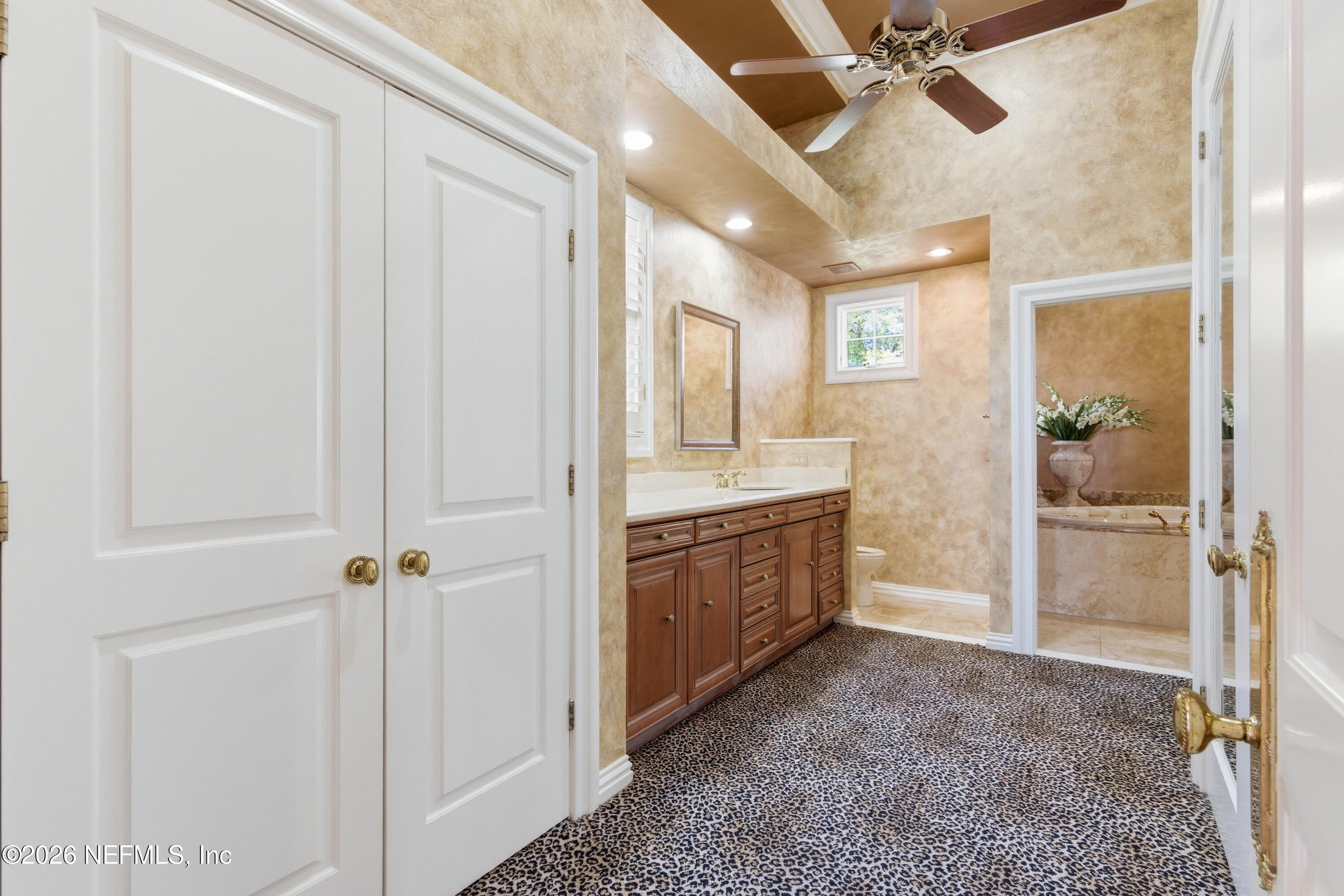 1049 SHIPWATCH Drive E