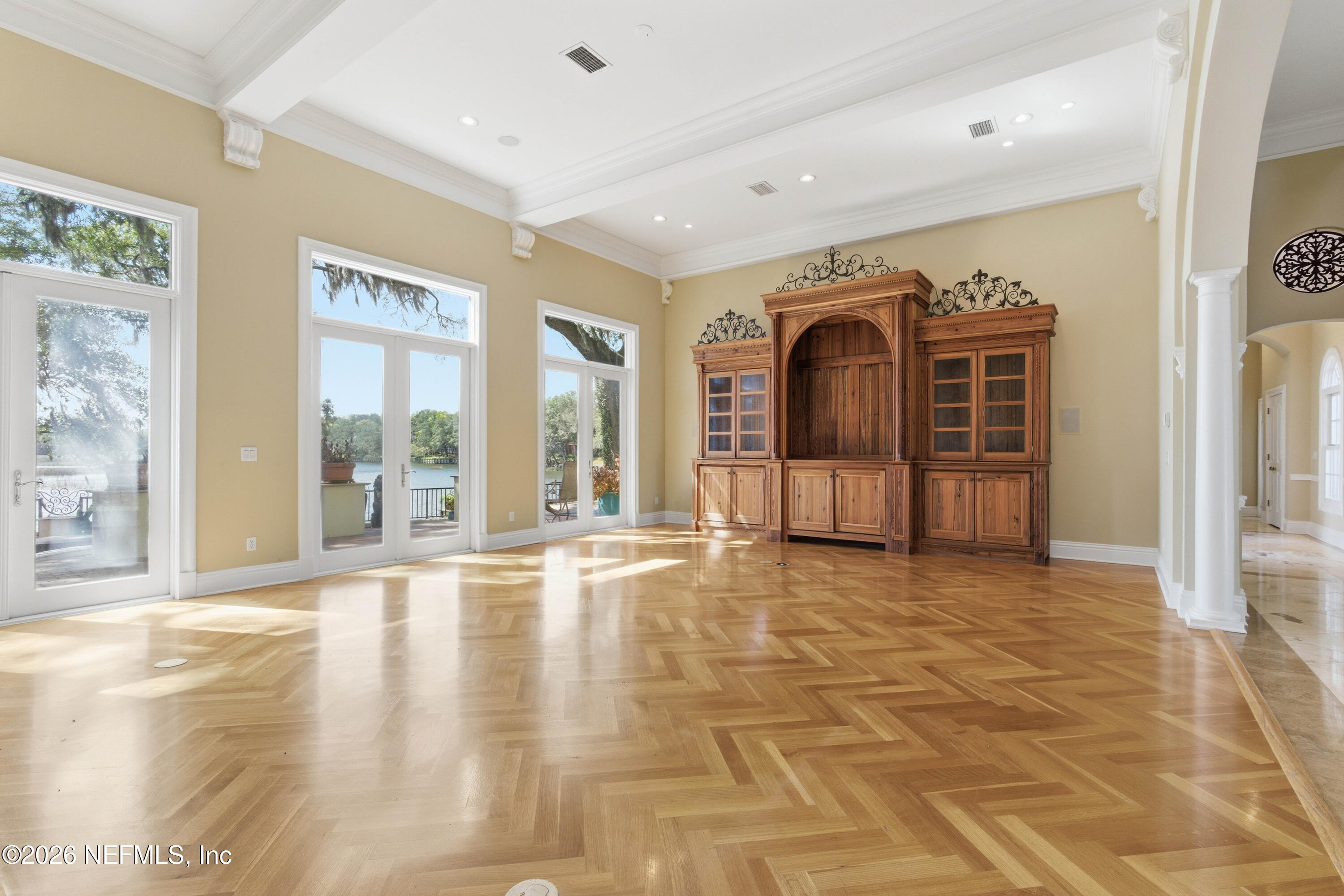 1049 SHIPWATCH Drive E