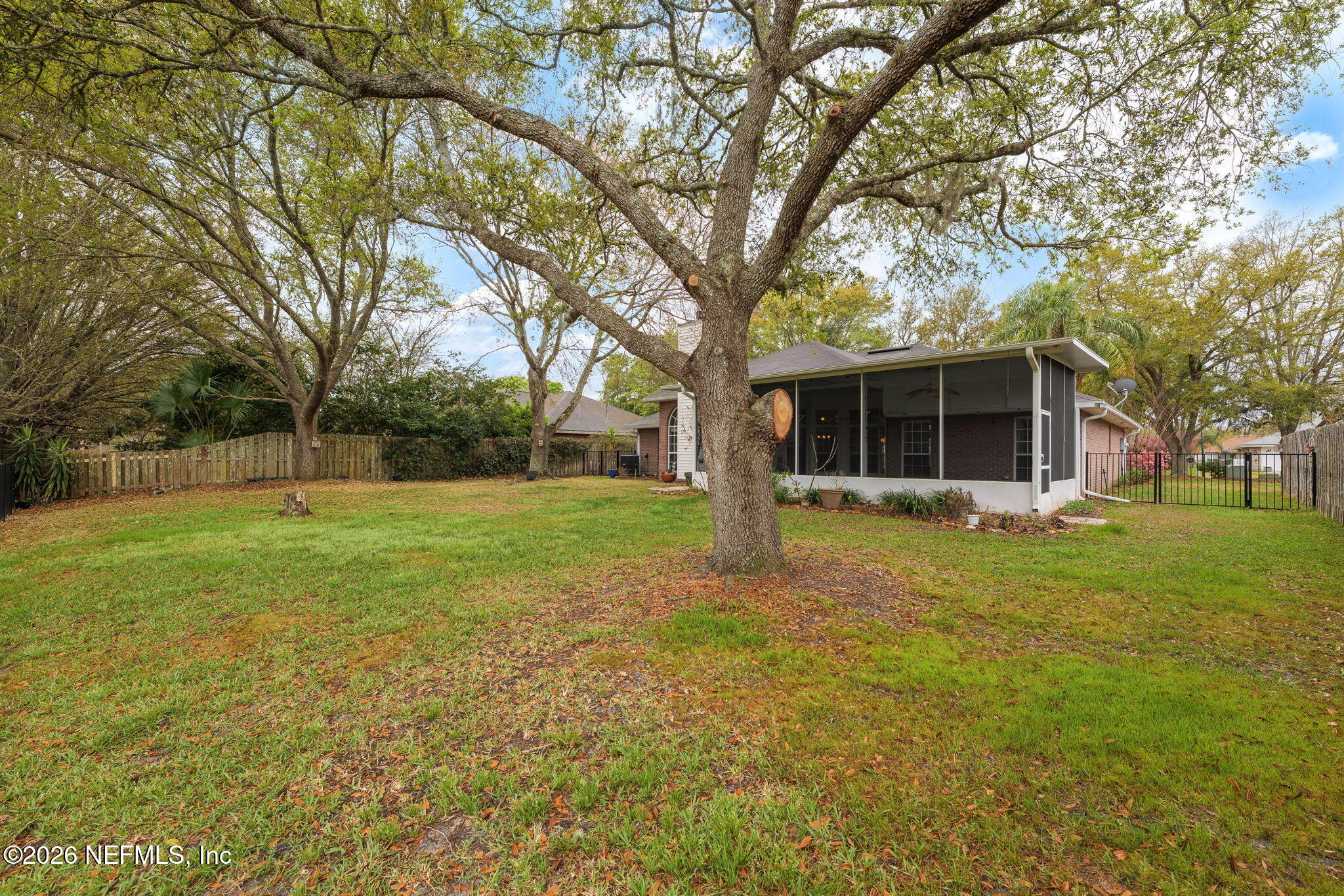 276 VILLAGE GREEN Avenue, St. Johns