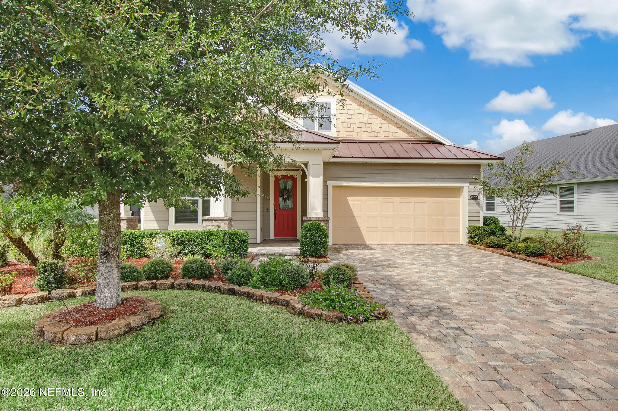 85212 CHAMPLAIN Drive