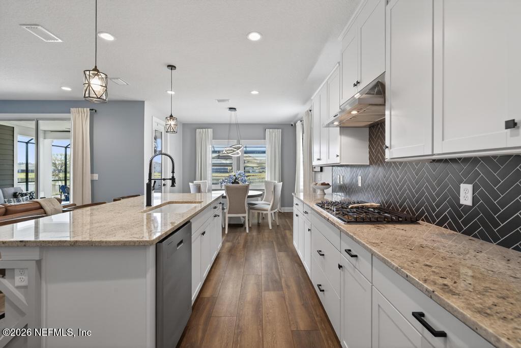 240 RANCH LAND Circle, St. Johns