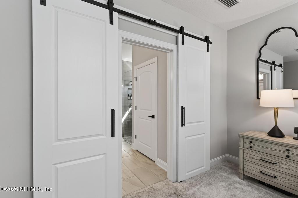 240 RANCH LAND Circle, St. Johns