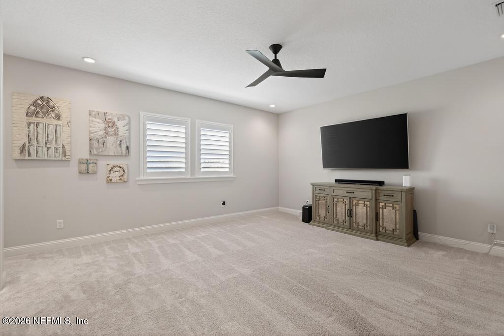 240 RANCH LAND Circle, St. Johns