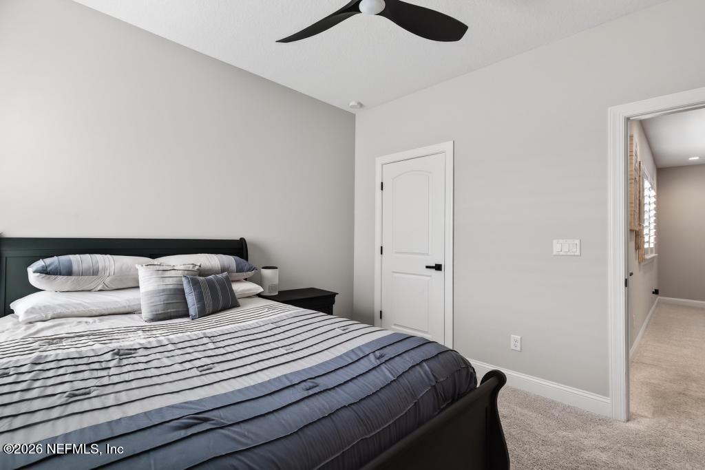 240 RANCH LAND Circle, St. Johns