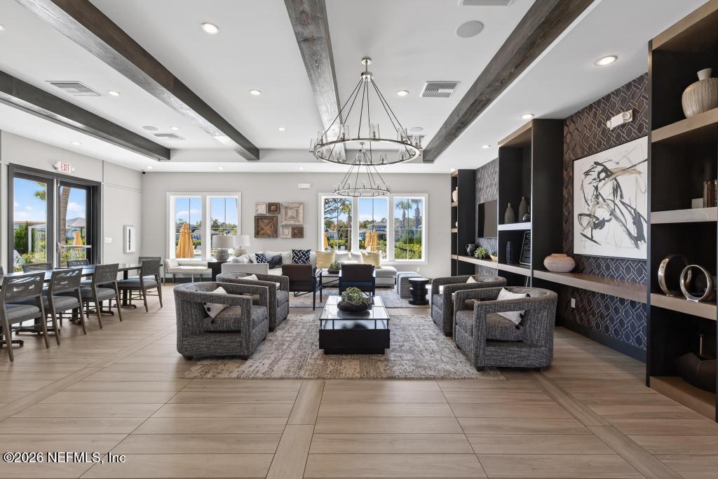240 RANCH LAND Circle, St. Johns