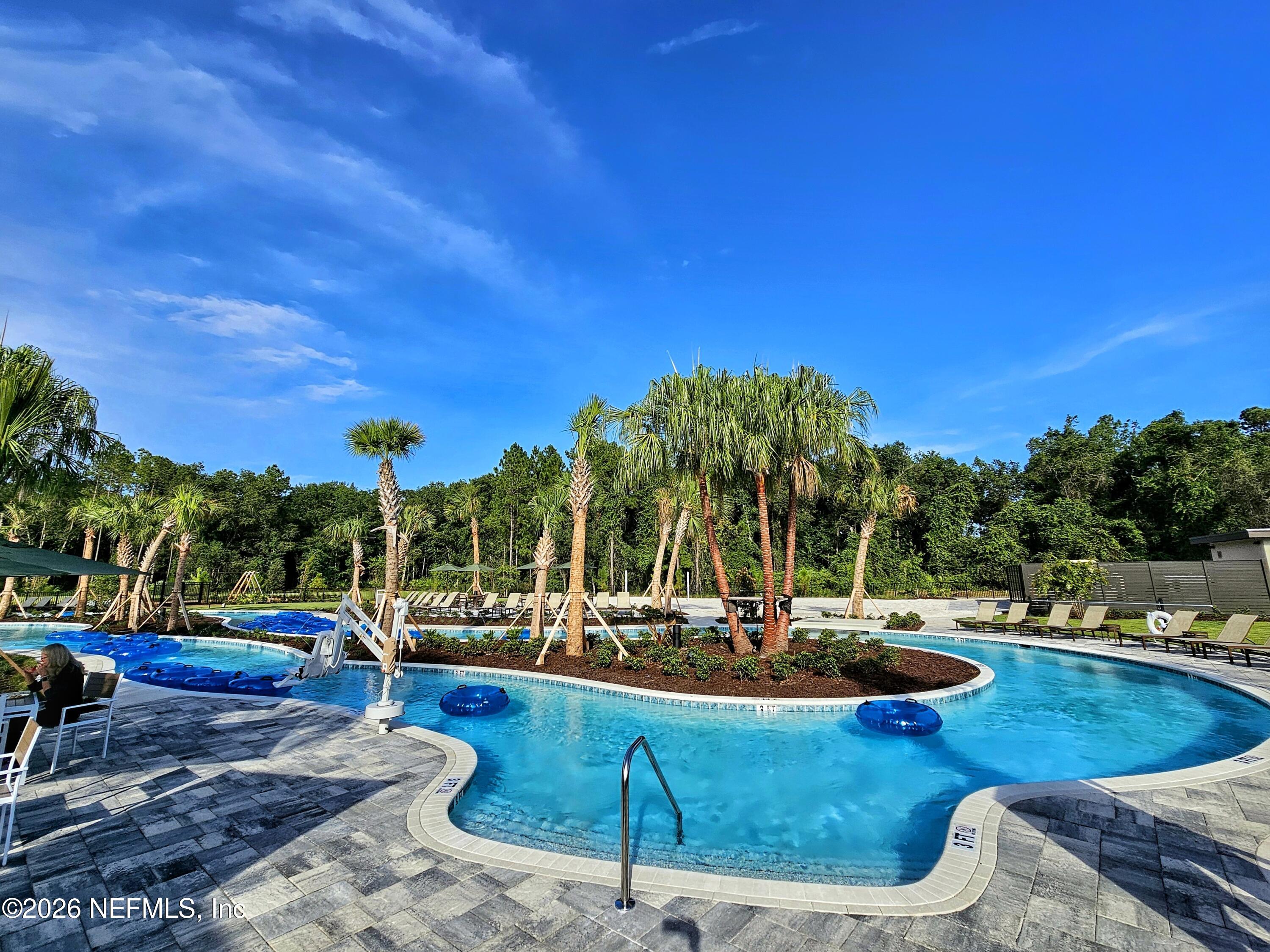 177 MEADOW CREEK Drive, St. Johns
