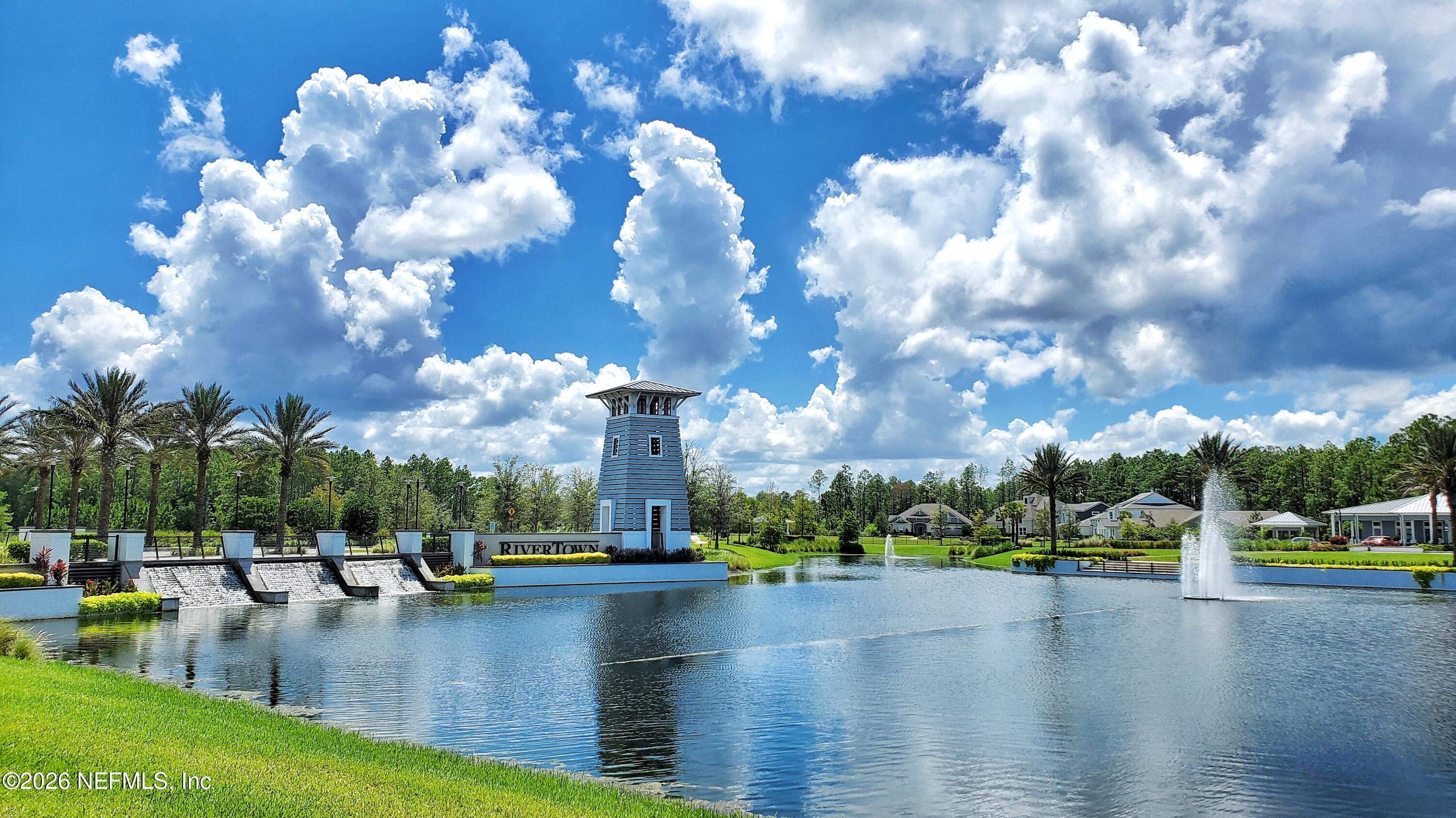 177 MEADOW CREEK Drive, St. Johns