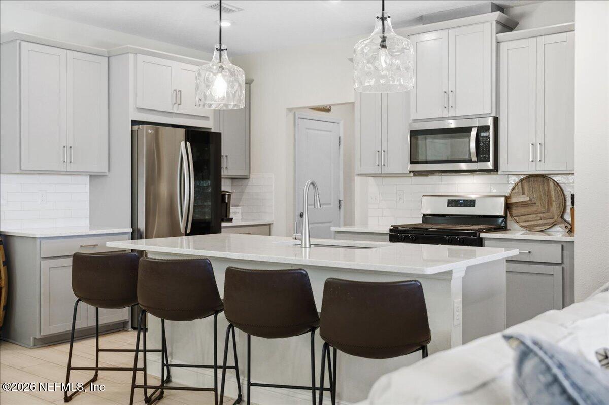 177 MEADOW CREEK Drive, St. Johns
