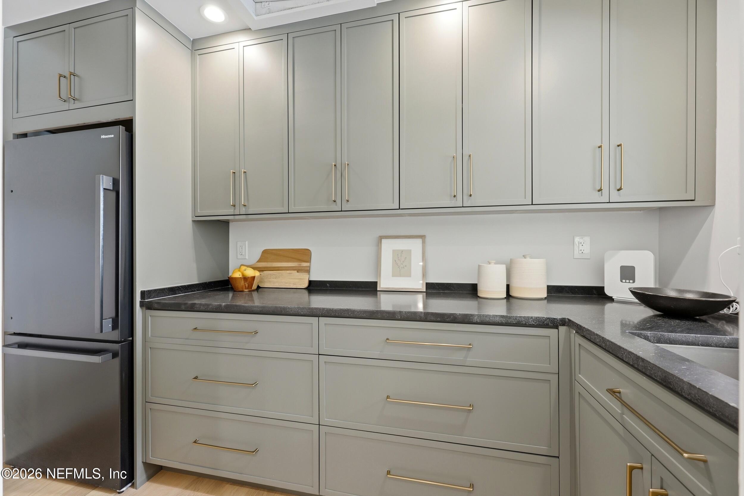 1317 SOUTH SHORE Drive