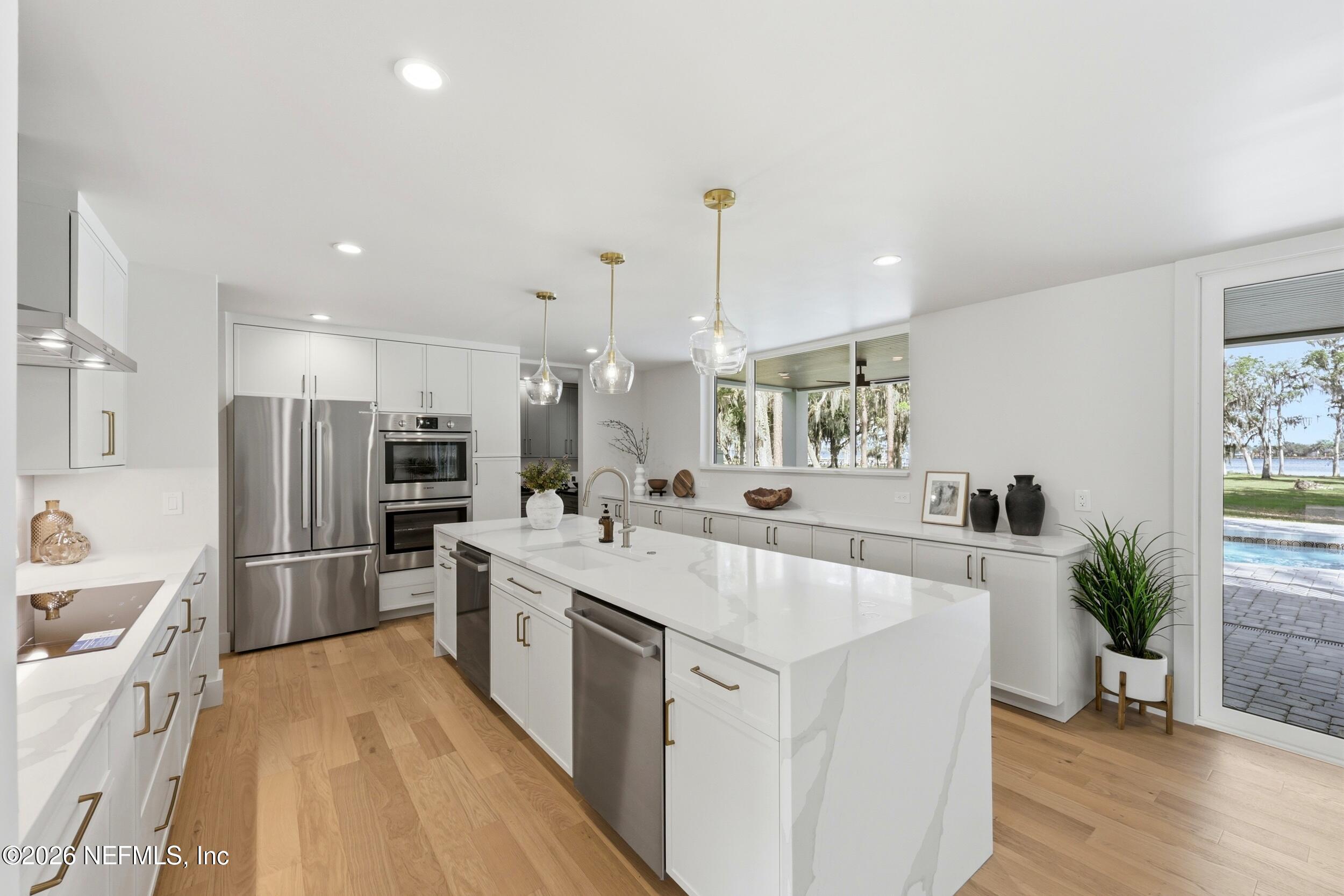 1317 SOUTH SHORE Drive