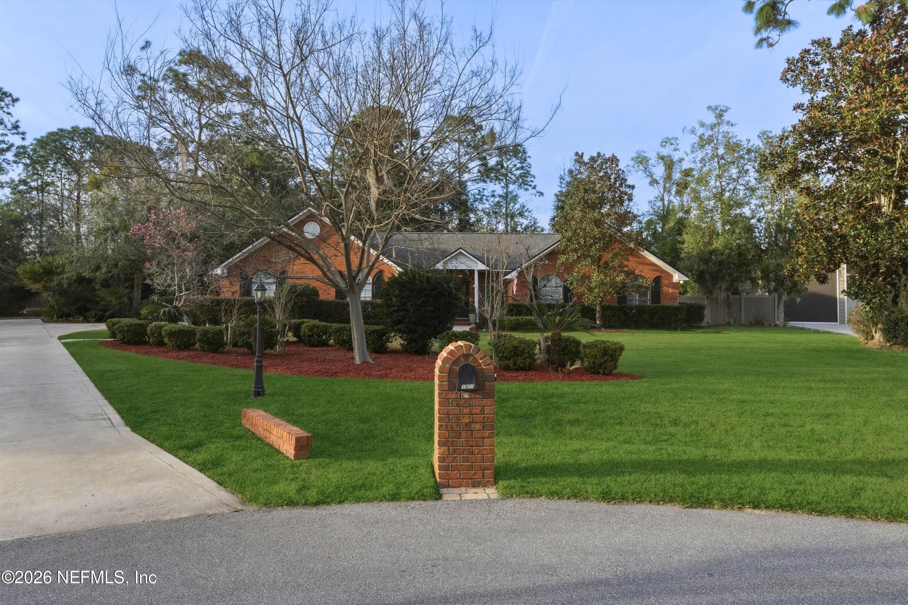 1977 FALCON Court, St. Johns