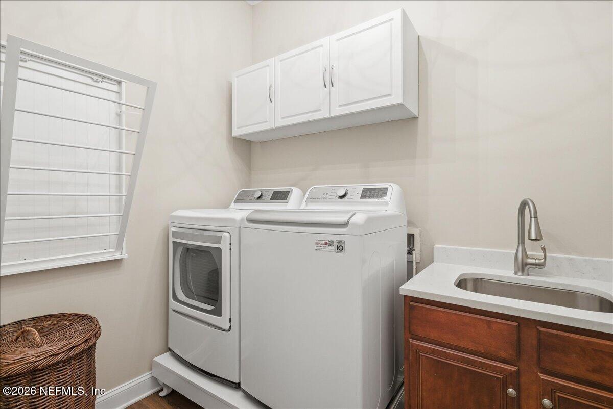 10 NANTUCKET ISLAND Court