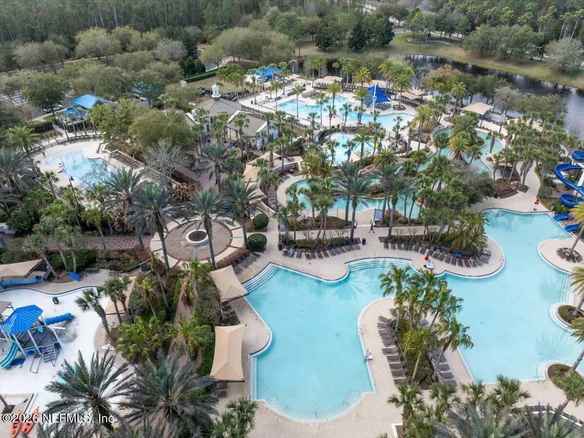 10 NANTUCKET ISLAND Court