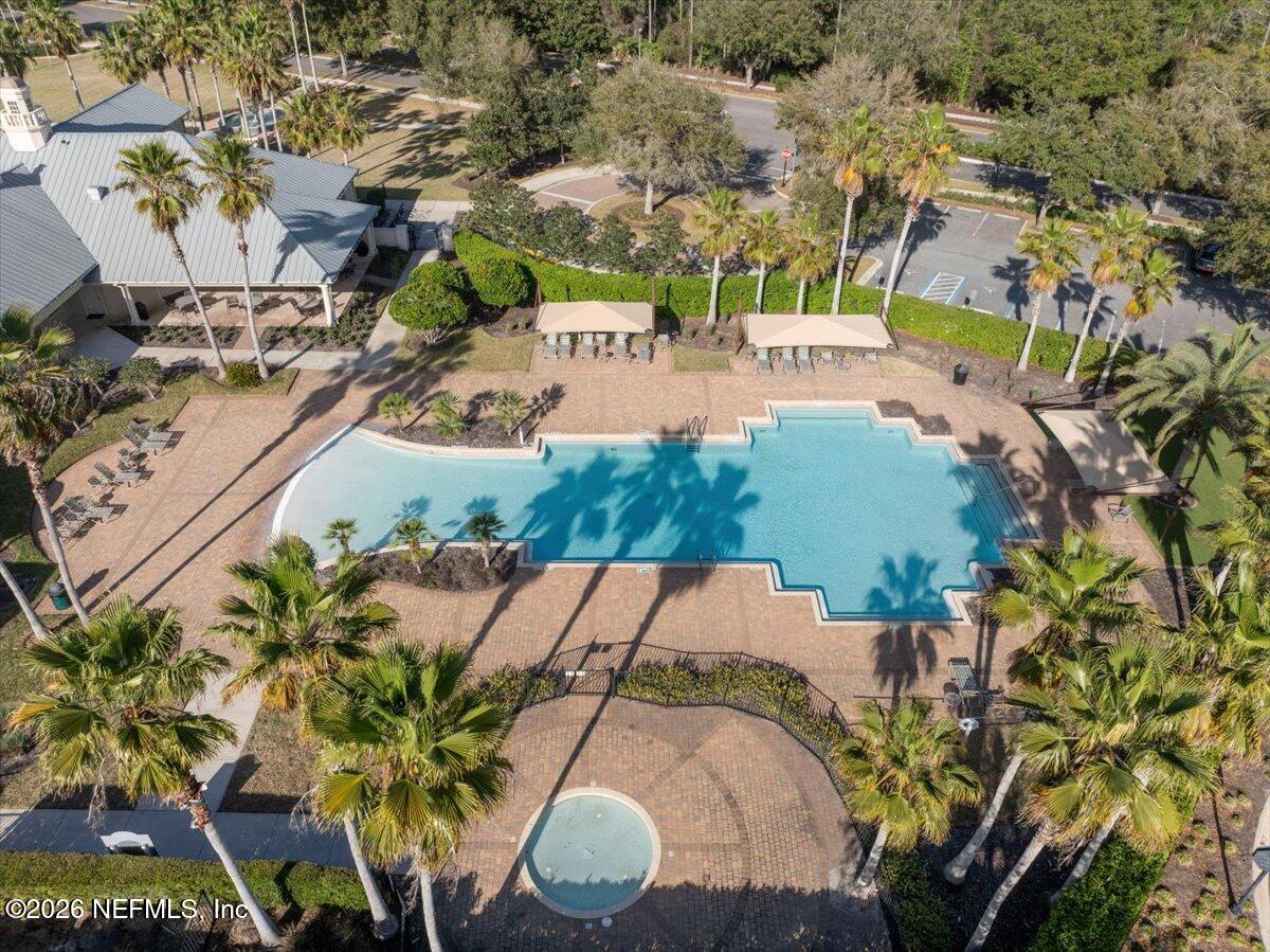 10 NANTUCKET ISLAND Court