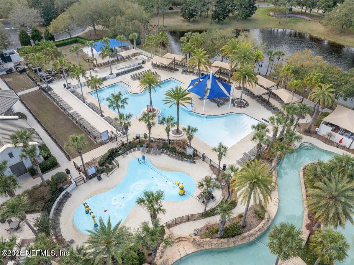 10 NANTUCKET ISLAND Court