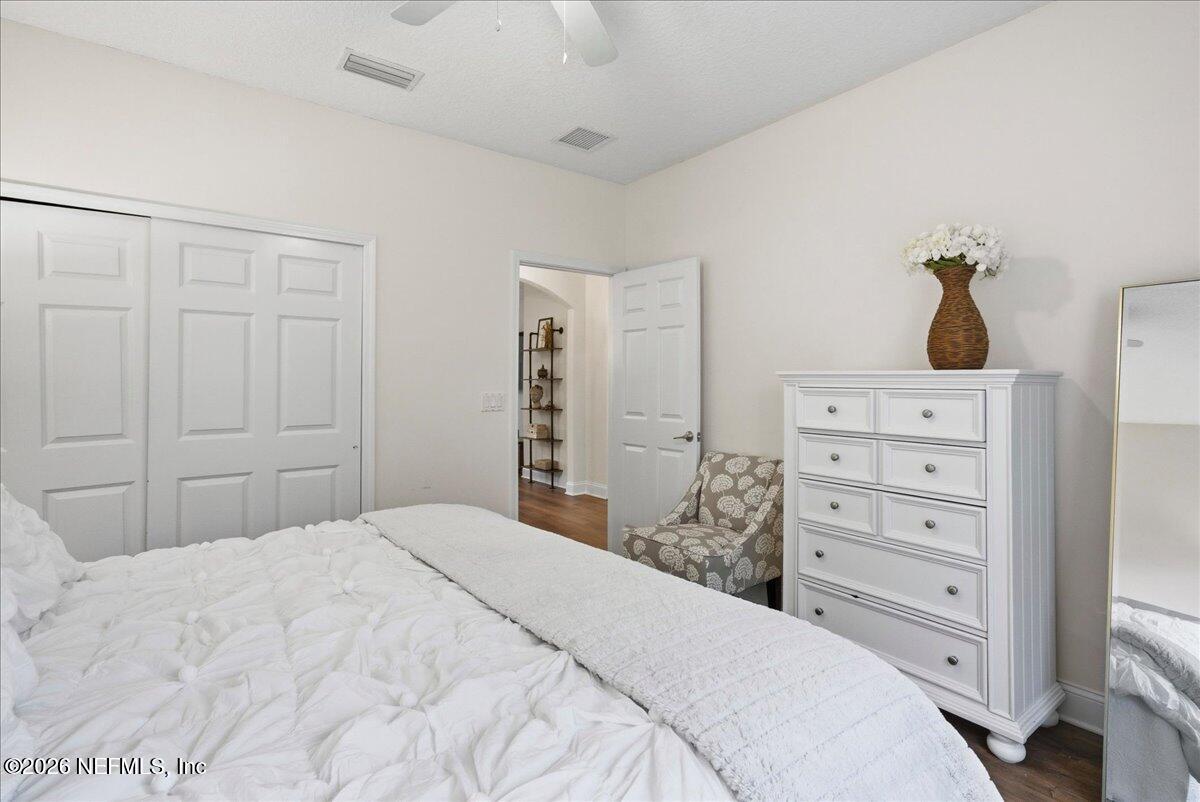 10 NANTUCKET ISLAND Court