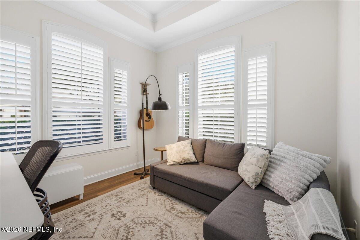 10 NANTUCKET ISLAND Court