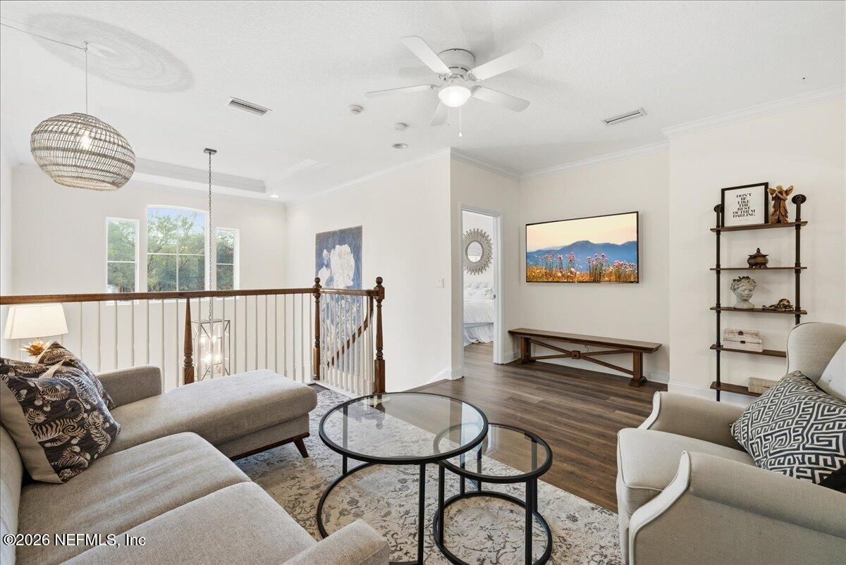 10 NANTUCKET ISLAND Court