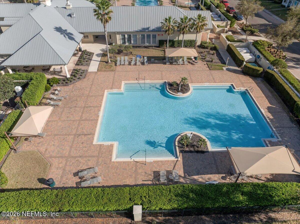 10 NANTUCKET ISLAND Court