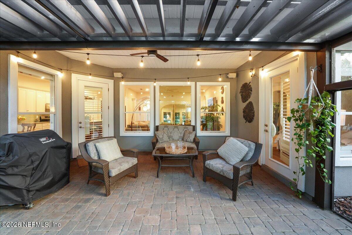 10 NANTUCKET ISLAND Court