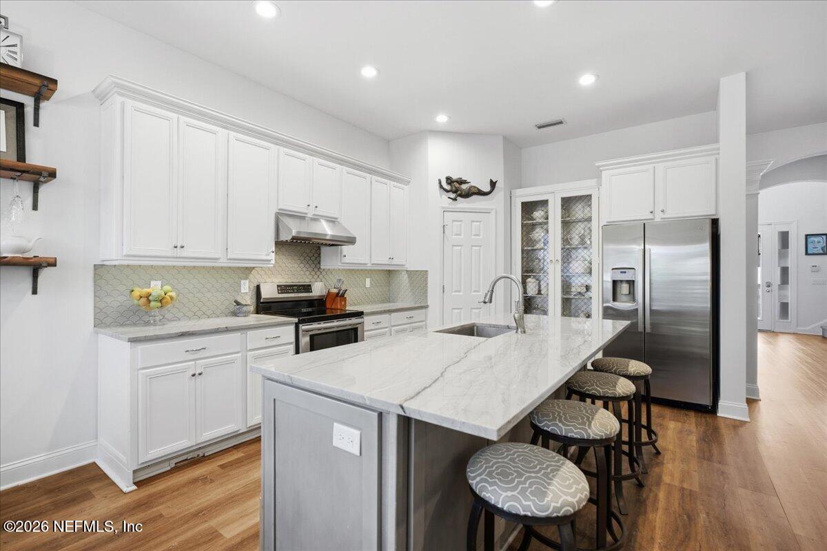 10 NANTUCKET ISLAND Court