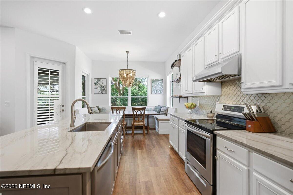 10 NANTUCKET ISLAND Court