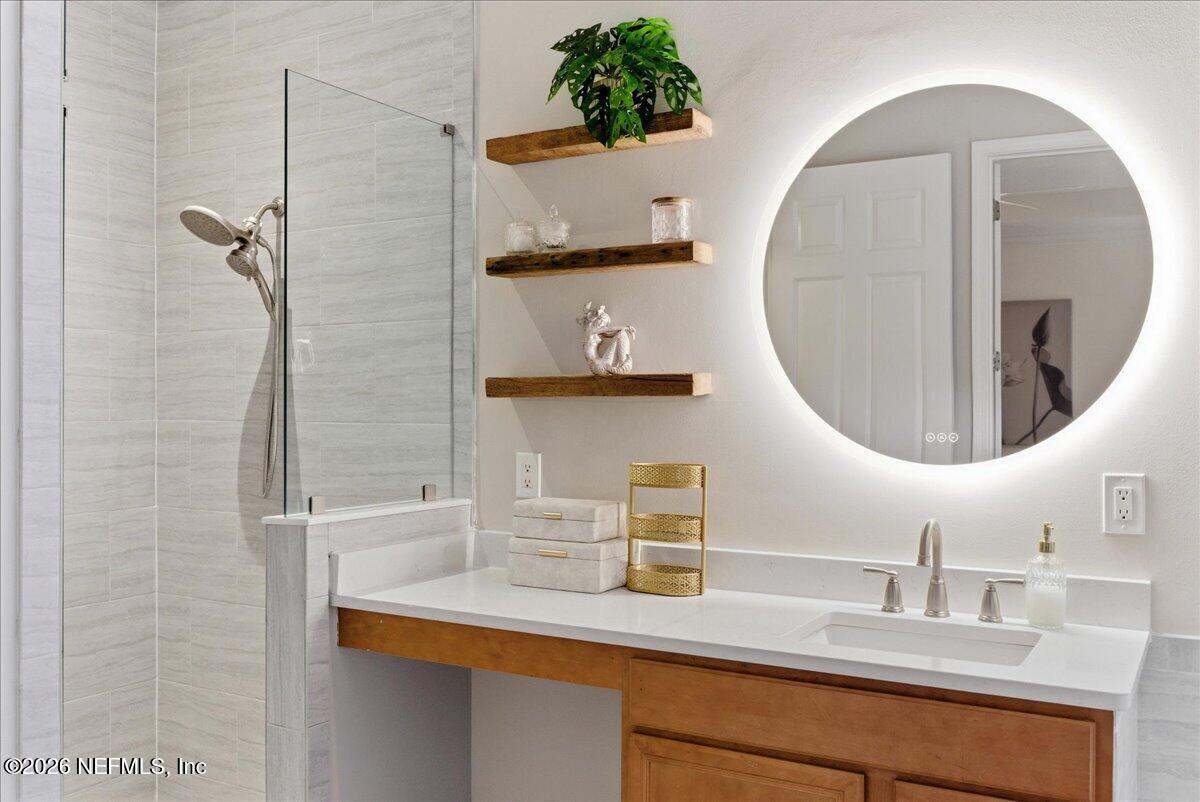 10 NANTUCKET ISLAND Court