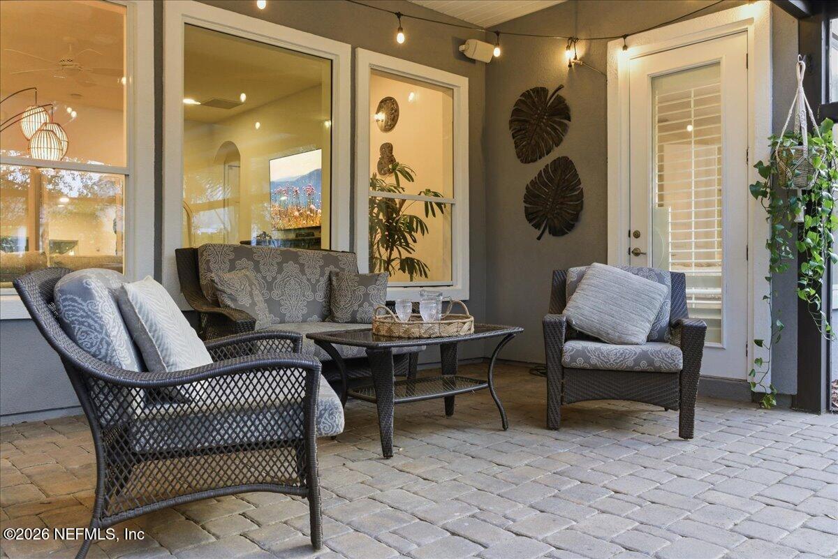 10 NANTUCKET ISLAND Court