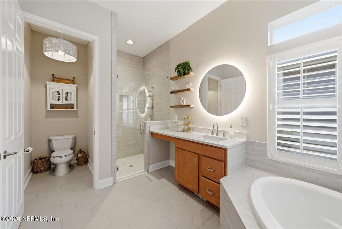 10 NANTUCKET ISLAND Court