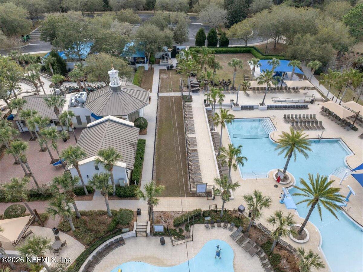 10 NANTUCKET ISLAND Court