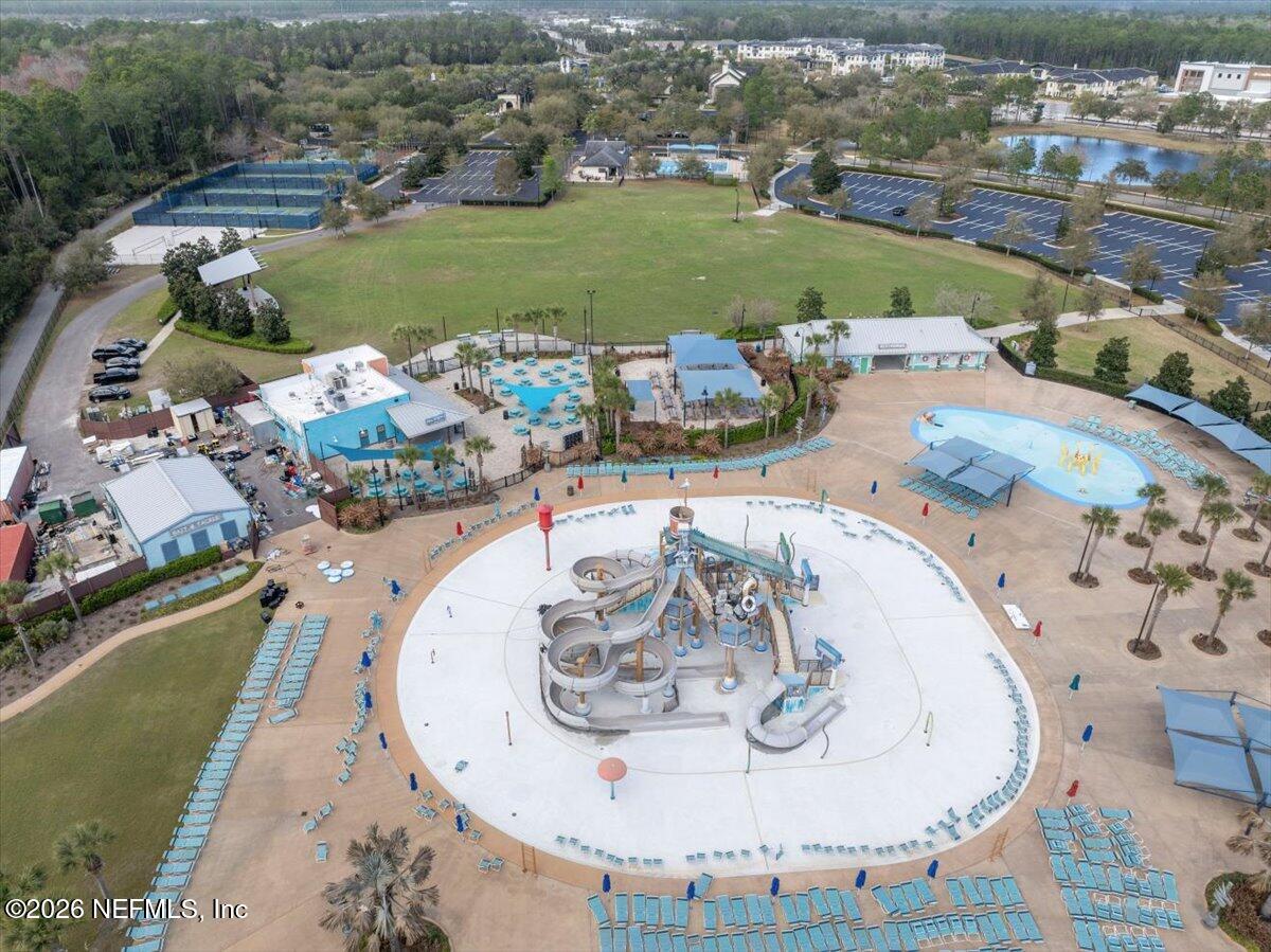 10 NANTUCKET ISLAND Court