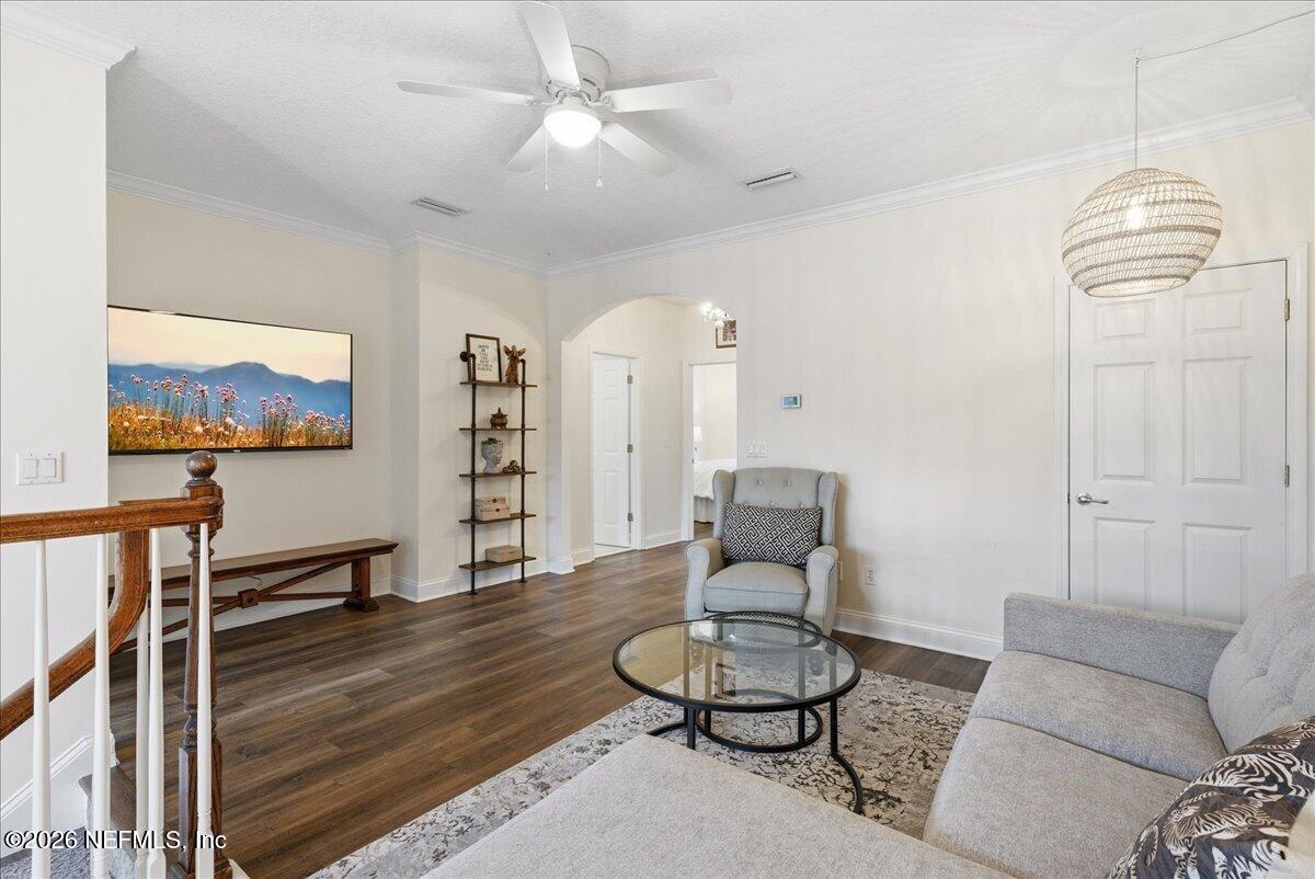 10 NANTUCKET ISLAND Court